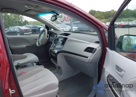 2014 Toyota Sienna Le V6 8 Passenger from USA, damaged, VIN 5TDKK3DC7ES441931